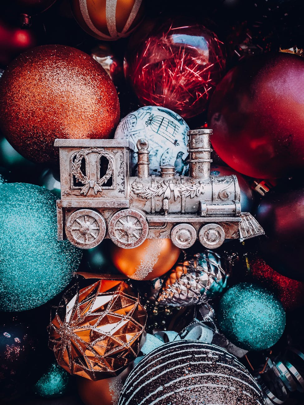 On Track for the Holidays — Thomaston Christmas Train Tickets on Sale